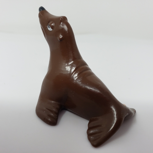 Disney Finding Dory Sea Lion Rudder Toy Figure - Picture 7 of 13